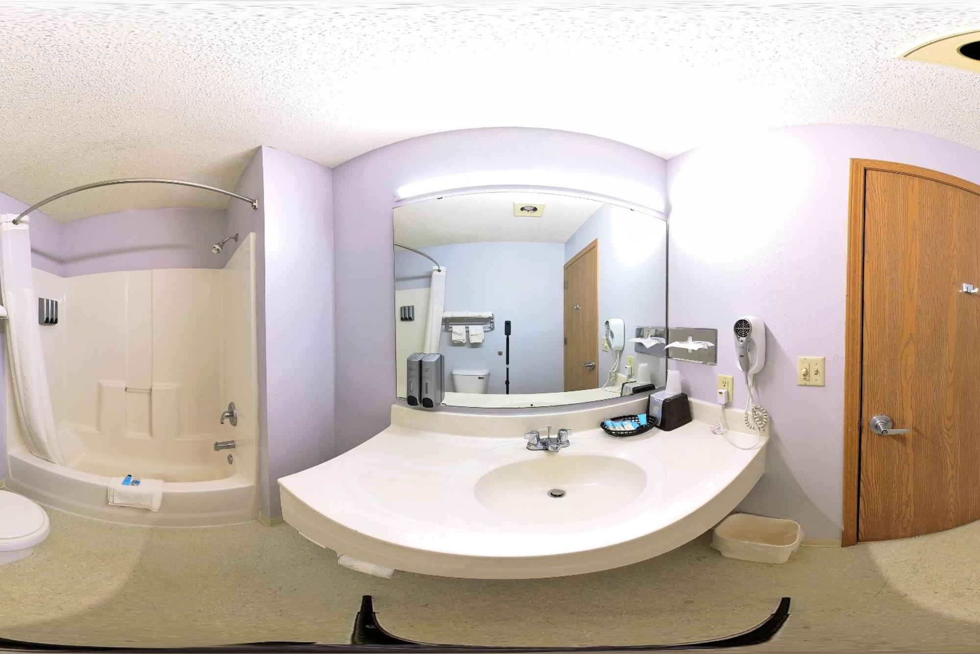 Coratel Inn & Suites By Jasper New Richmond ภายนอก รูปภาพ